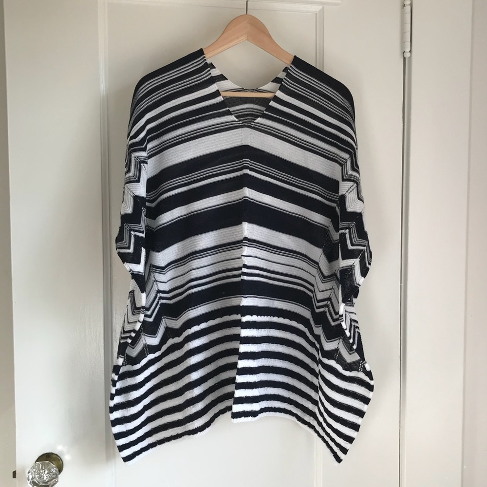 NWOT Missoni Zig Zag Poncho